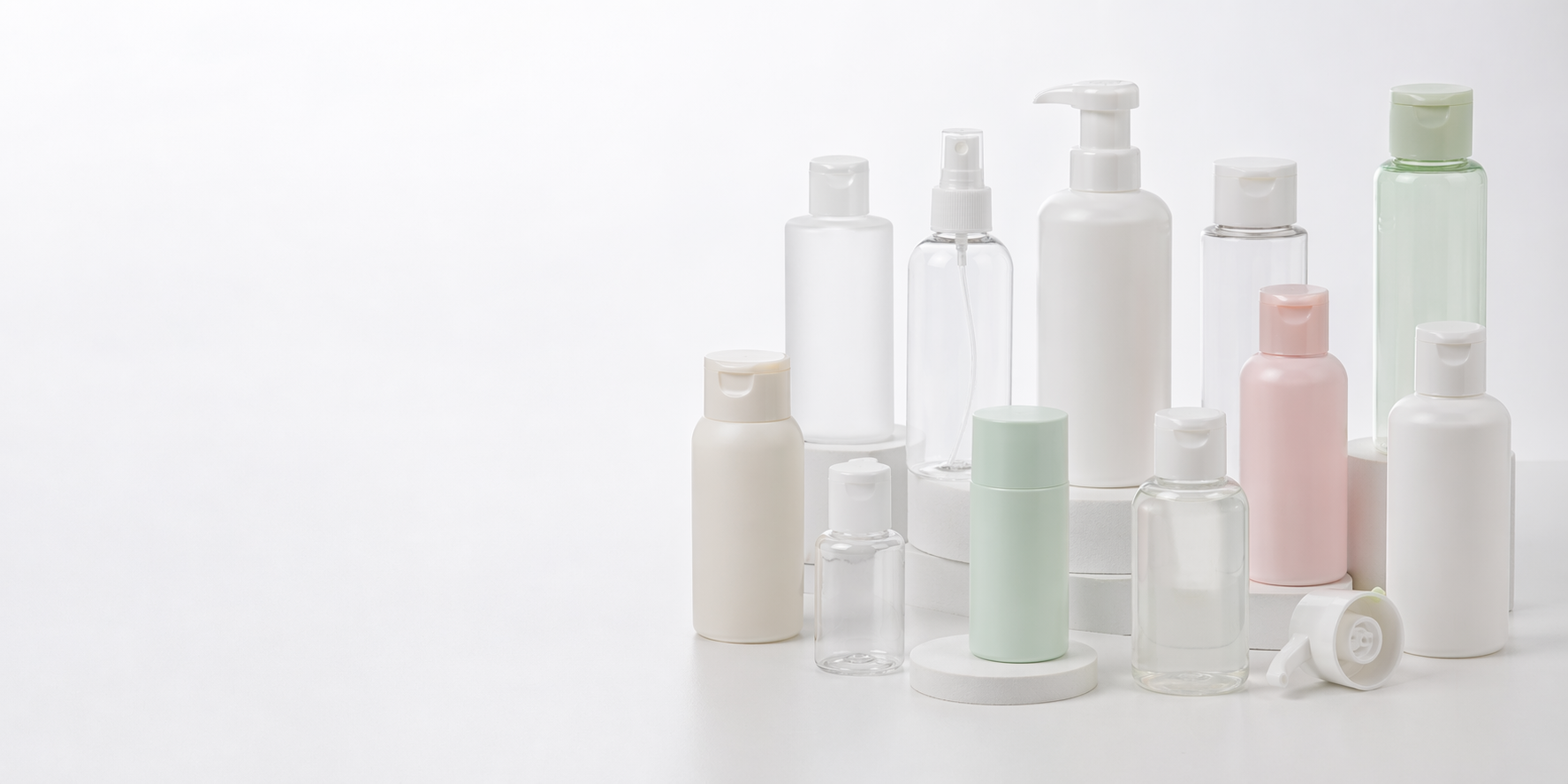 plastic cosmetic jars hero image